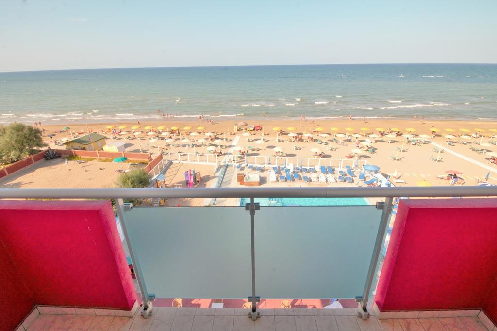 Hotel Casadei Fano Chambre photo