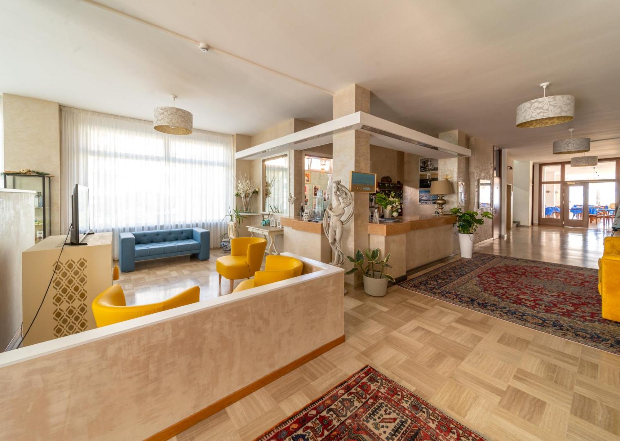 Hotel Casadei Fano Extérieur photo