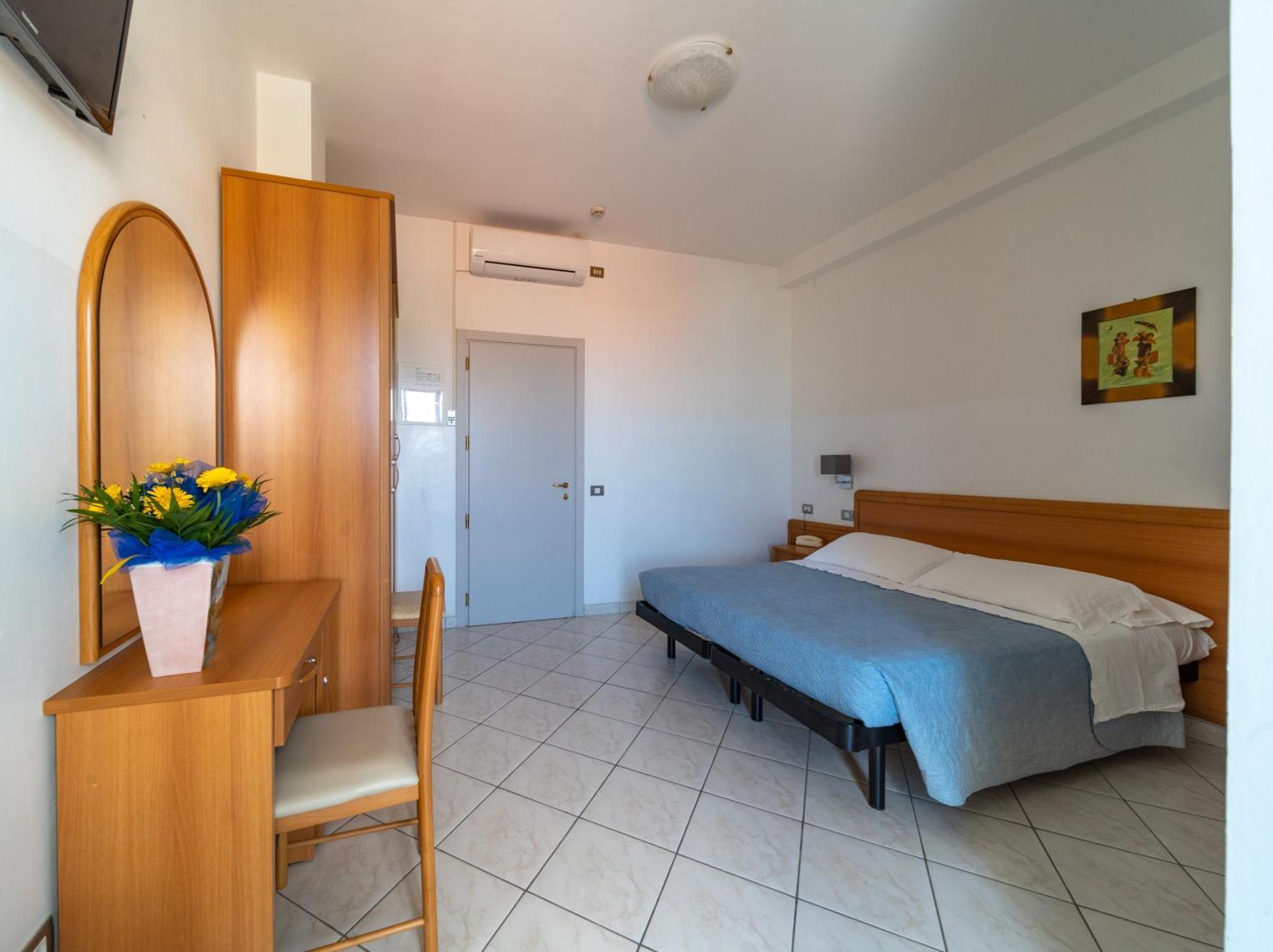 Hotel Casadei Fano Extérieur photo