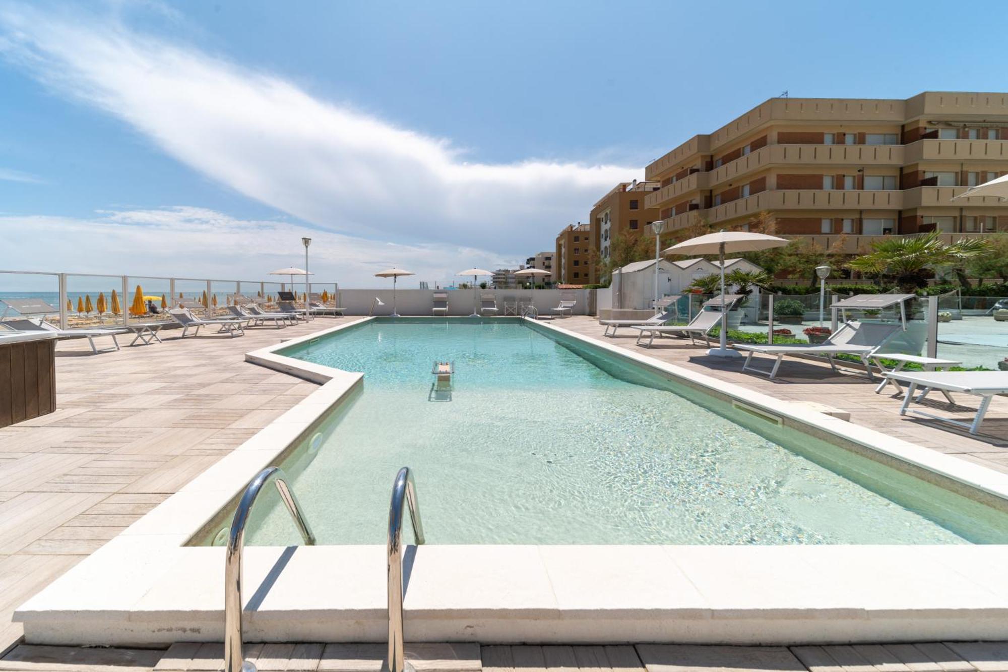 Hotel Casadei Fano Extérieur photo